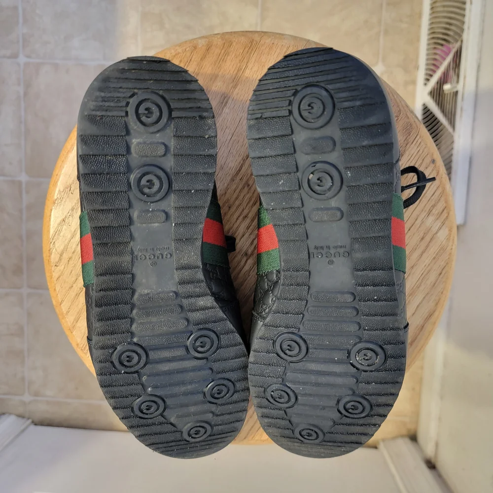 Gucci Black and Green Sneakers Size 7 Euro. 8/2 US - Picture 10 of 10